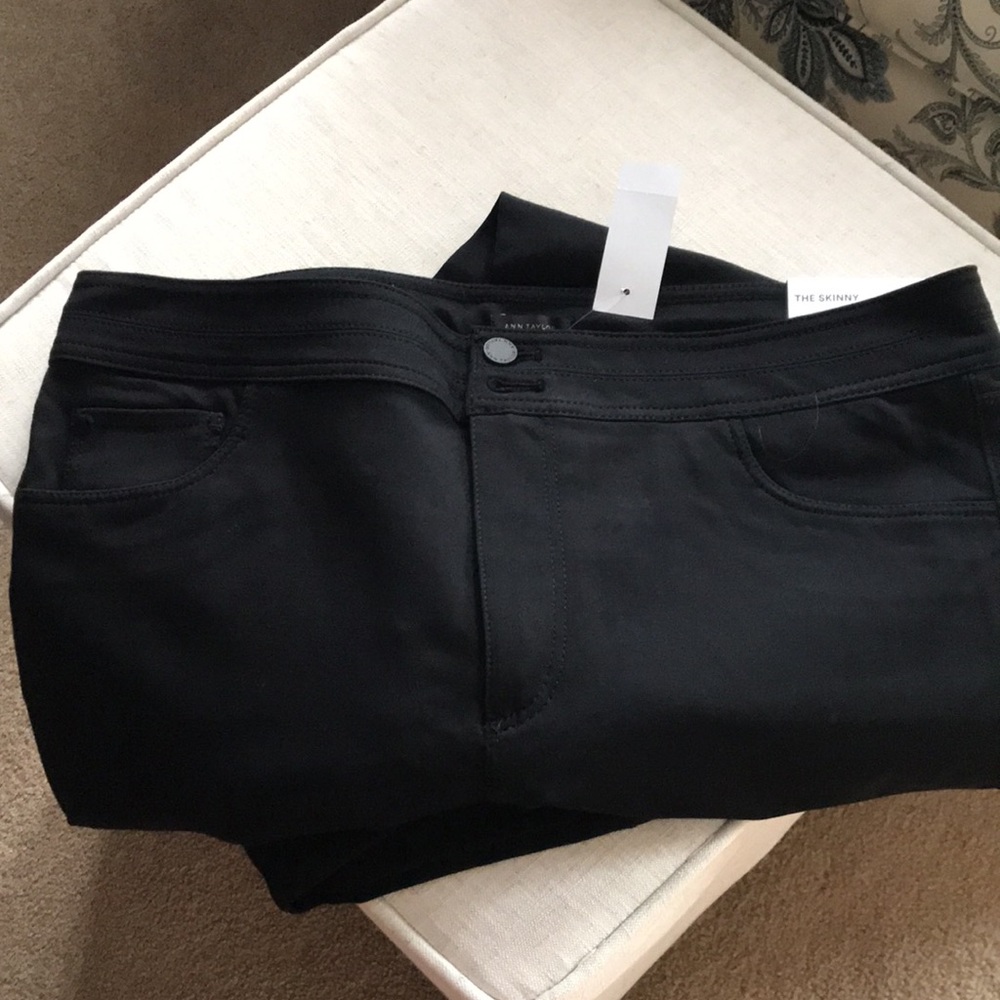 Ann Taylor Factory Black Skinny Pants